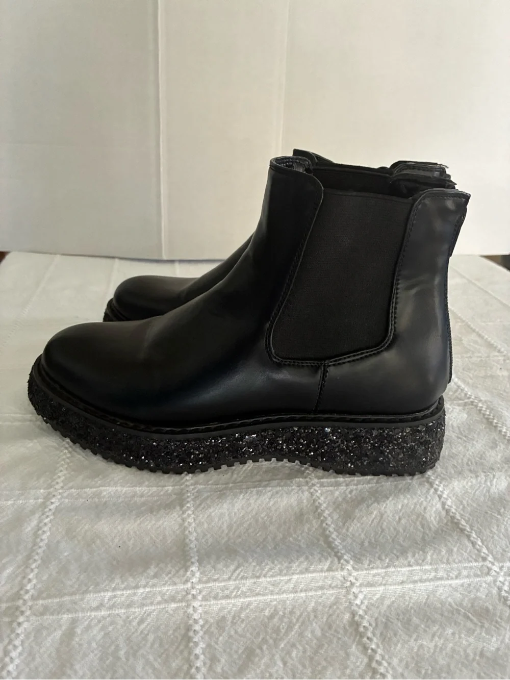 Steve Madden Kids' JHarper Glitter black platform Combat Boot Size 4